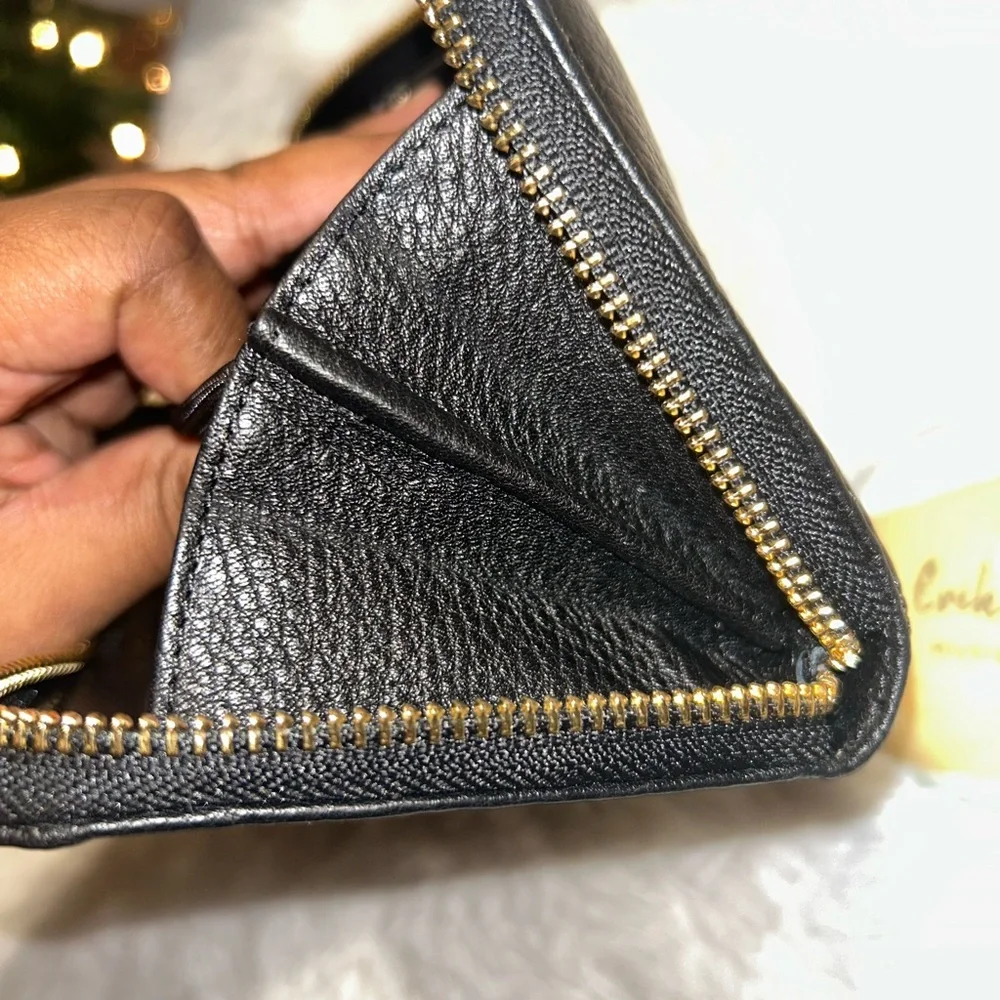 Michael Kors‎ Black Long Zippy Wallet